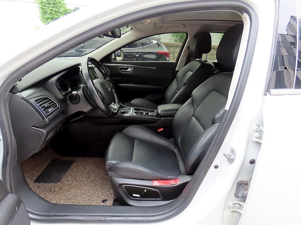 RENAULT SM6 — photo 05