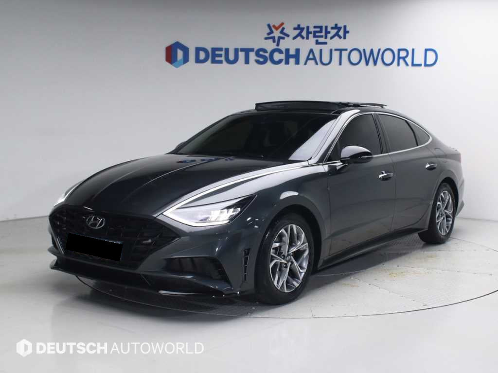 Hyundai Sonata — photo 01