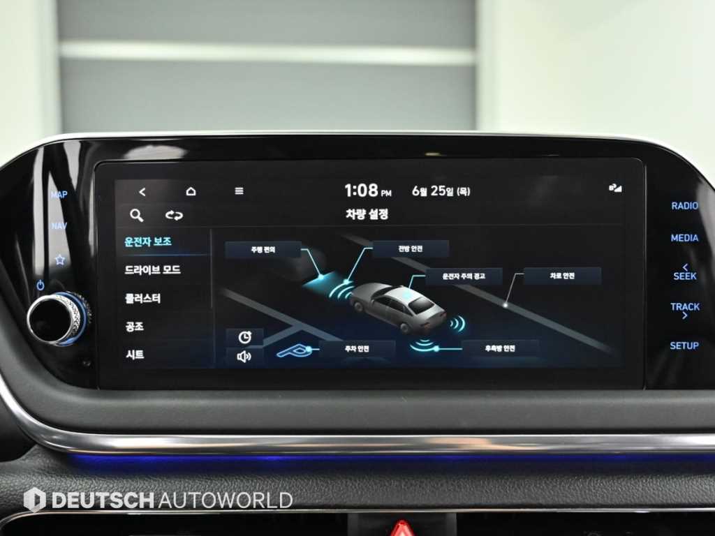 Hyundai Sonata — photo 17