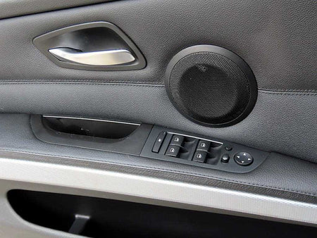 BMW 3-Series — photo 11