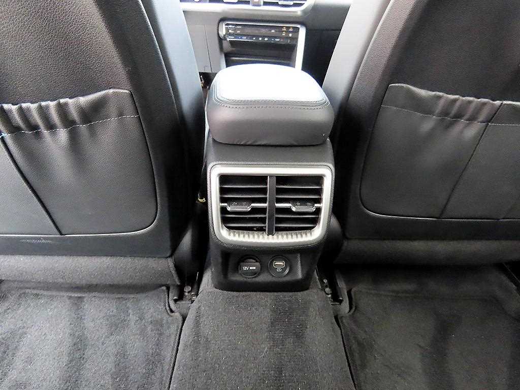 Kia K5 — photo 17