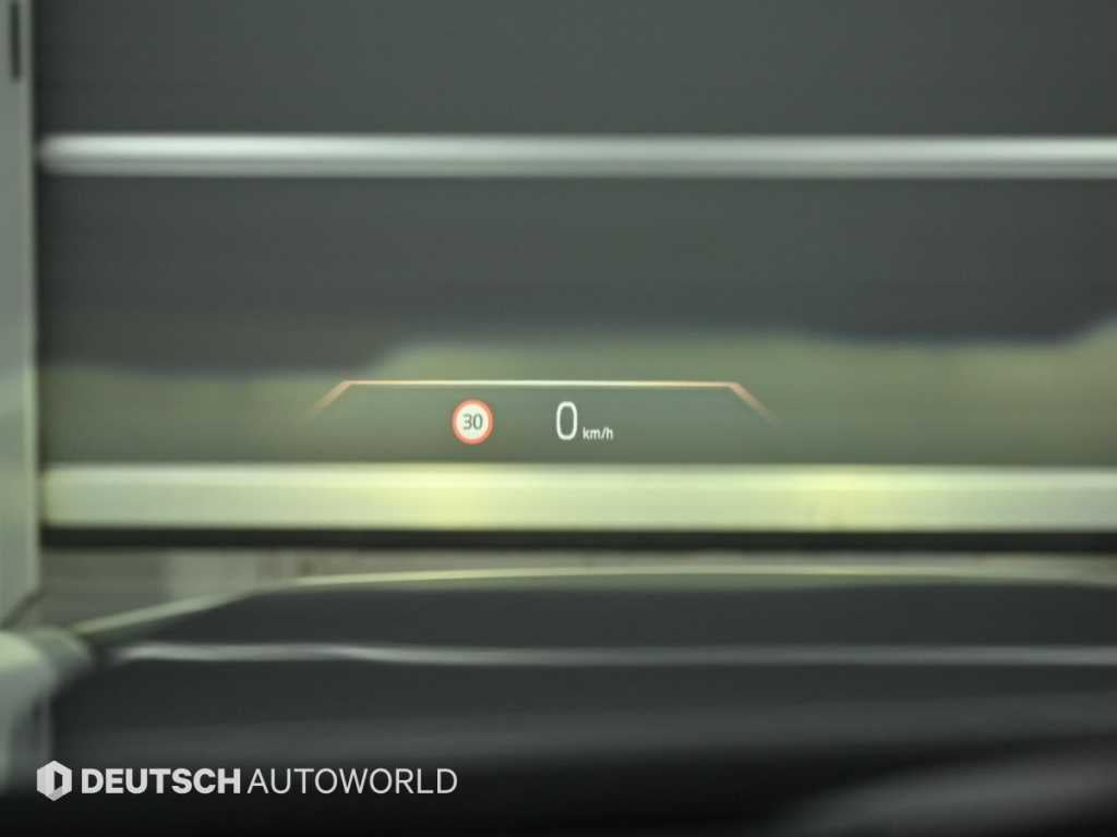 BMW 5-Series — photo 17