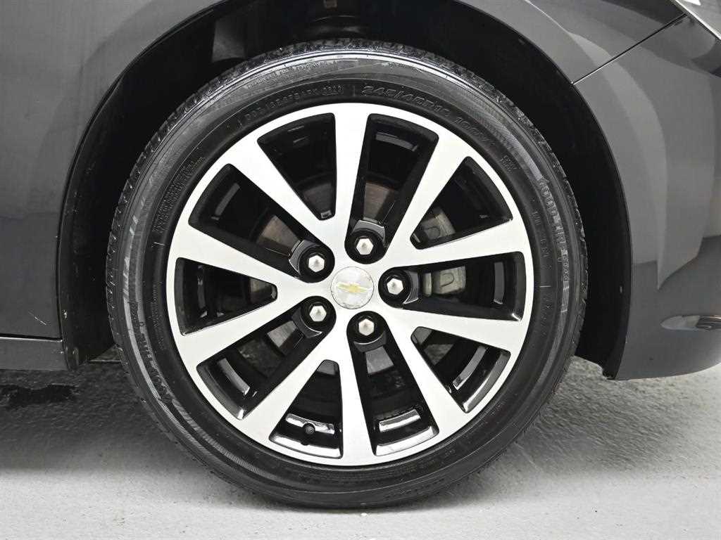CHEVROLET Malibu — photo 05