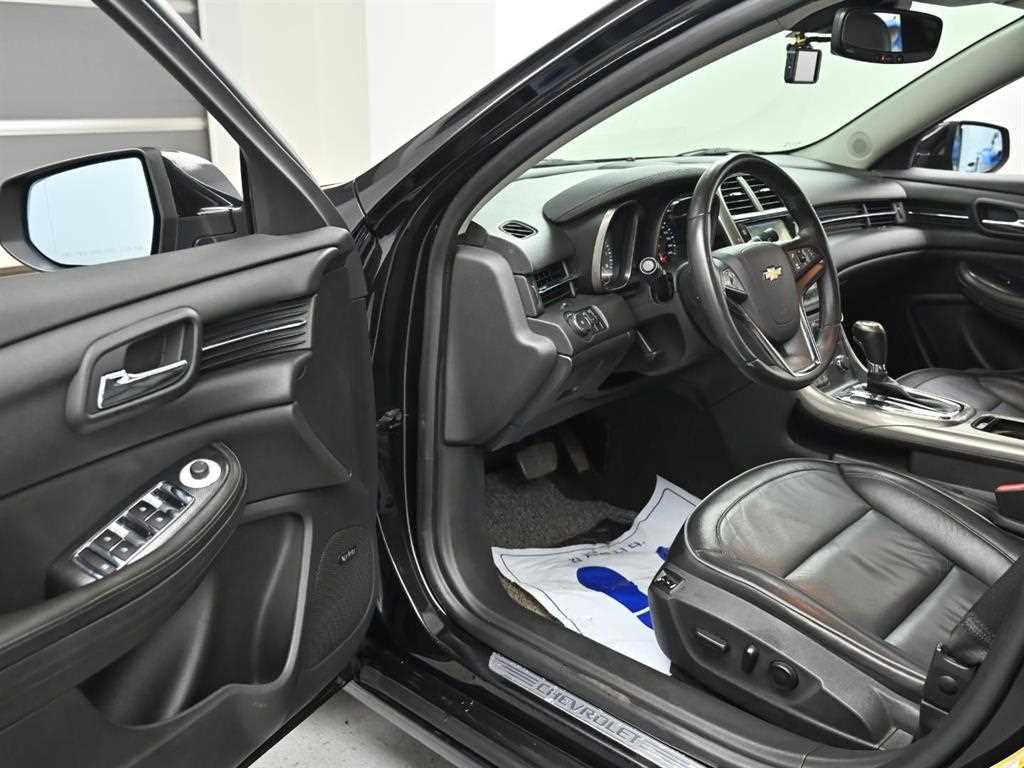 CHEVROLET Malibu — photo 11