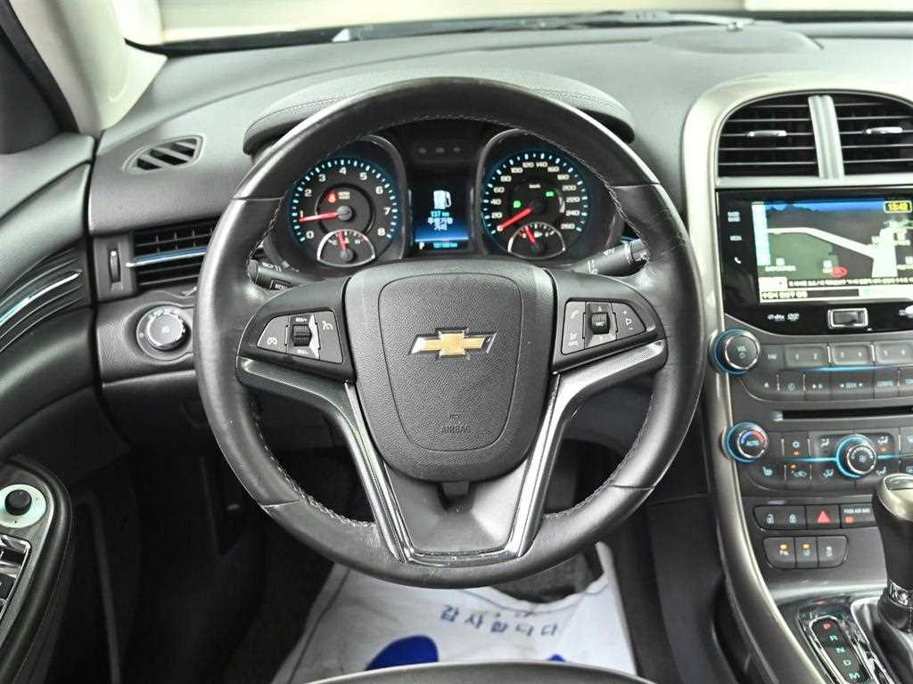 CHEVROLET Malibu — photo 13