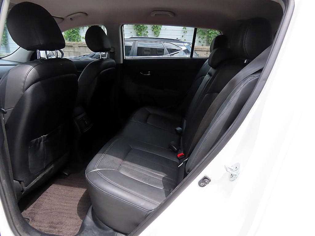 Kia Sportage — photo 06