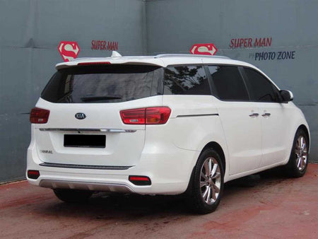 Kia Carnival — photo 03