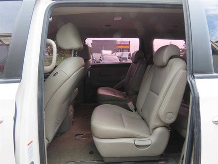 Kia Carnival — photo 07