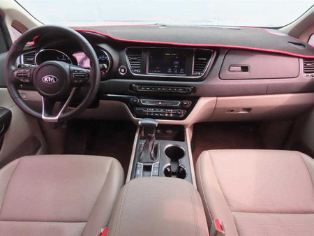 Kia Carnival — photo 09