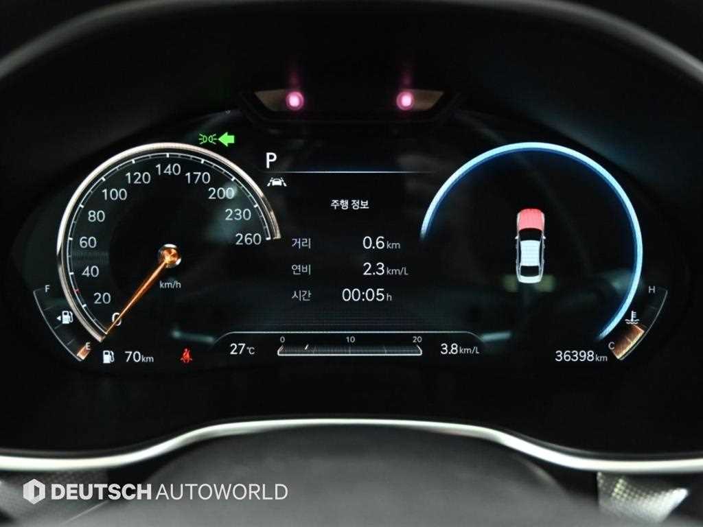 Genesis G80 — photo 08