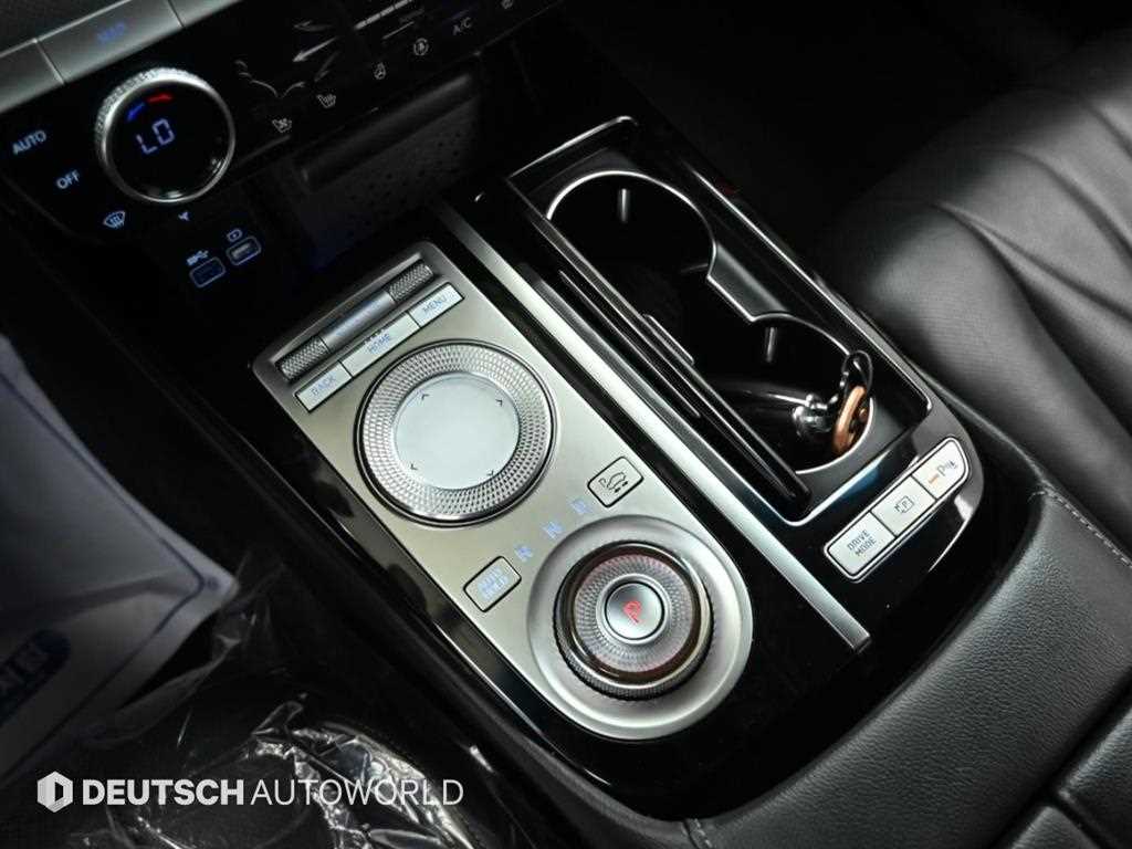 Genesis G80 — photo 09