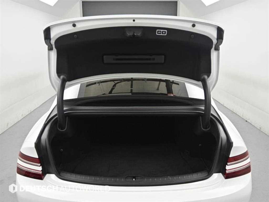 Genesis G80 — photo 19