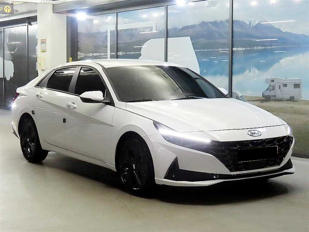 Hyundai Avante — photo 01
