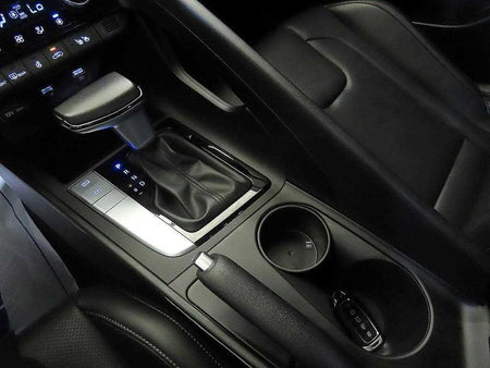 Hyundai Avante — photo 12