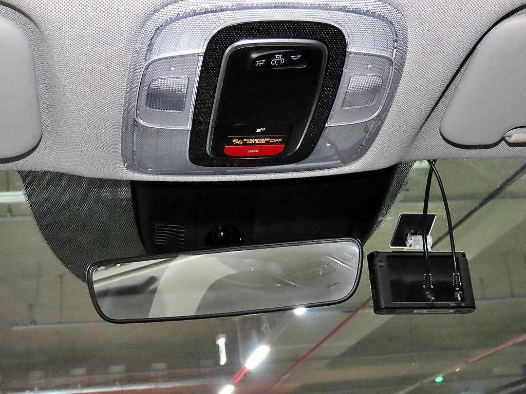 Hyundai Avante — photo 17