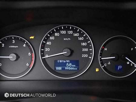 Hyundai Starex — photo 08