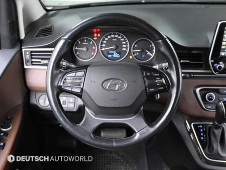 Hyundai Starex — photo 13