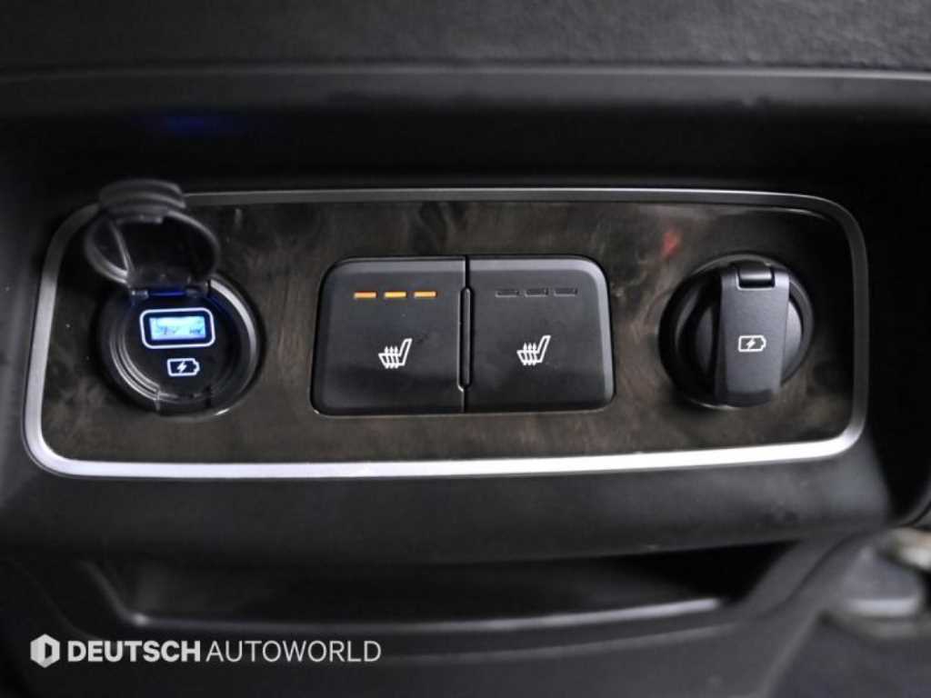 Hyundai Starex — photo 16