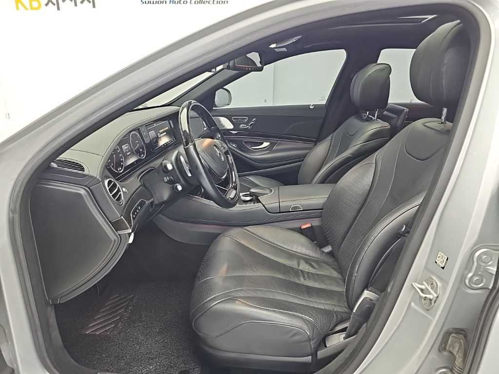 Mercedes-Benz S-Class — photo 11