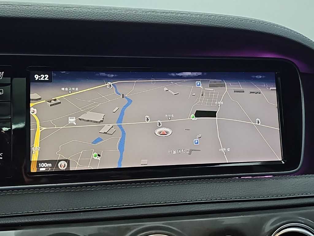 Mercedes-Benz S-Class — photo 16