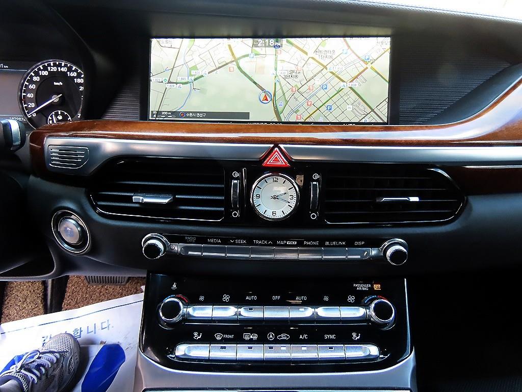Genesis EQ900 — photo 12