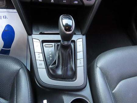 Hyundai Avante — photo 10