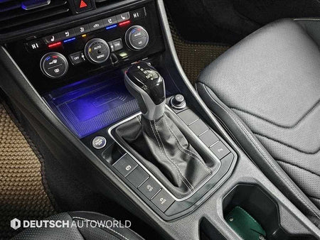 Volkswagen Jetta — photo 09