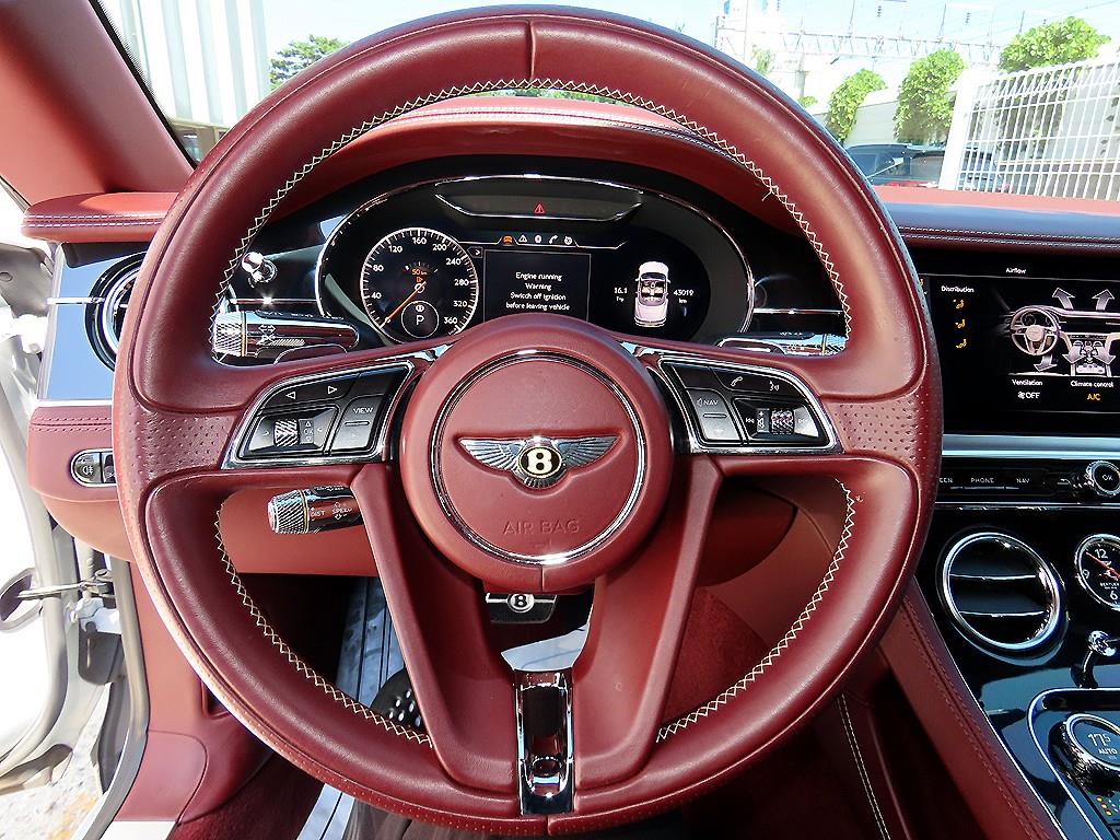 Bentley Continental — photo 12