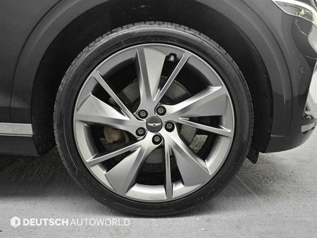 Genesis GV70 — photo 05