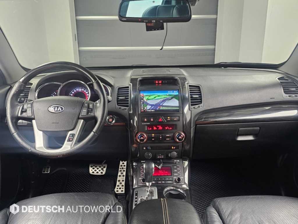 Kia Sorento — photo 07
