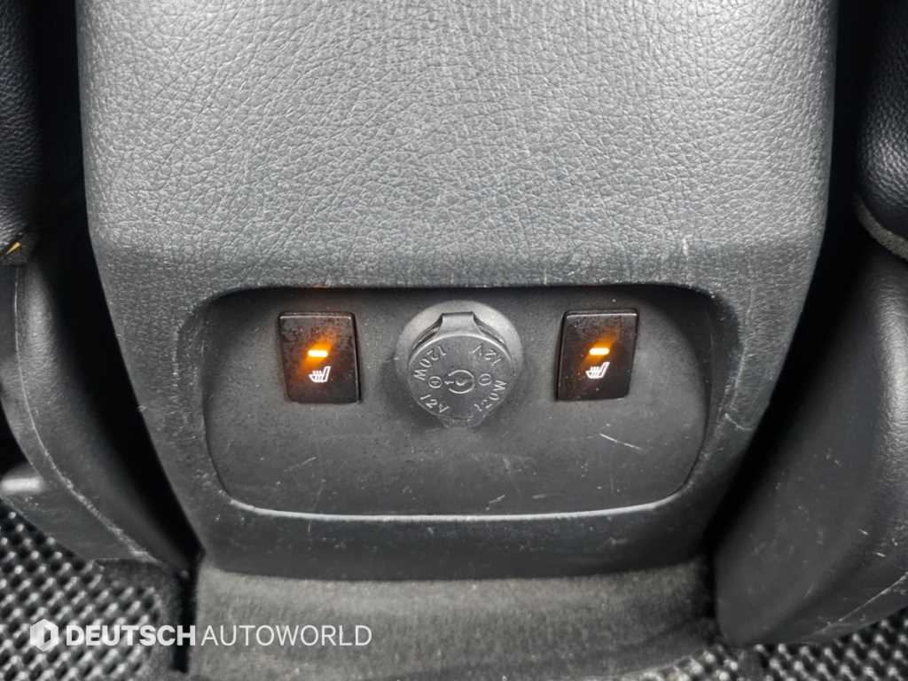 Kia Sorento — photo 16