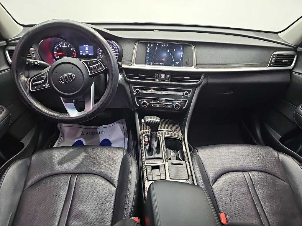 Kia K5 — photo 07