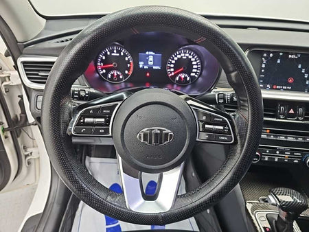 Kia K5 — photo 09