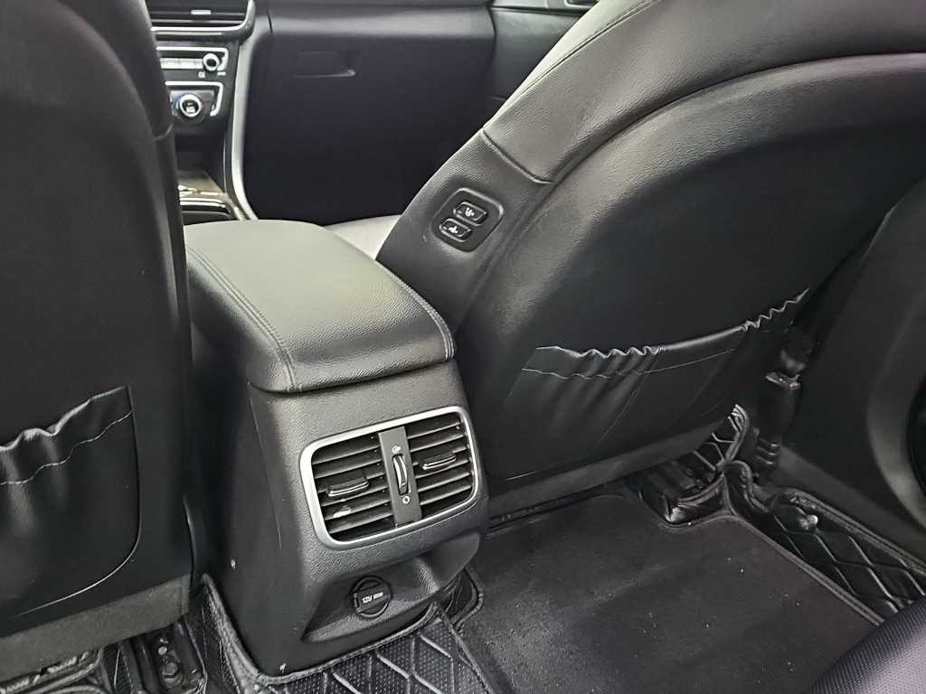 Kia K5 — photo 14