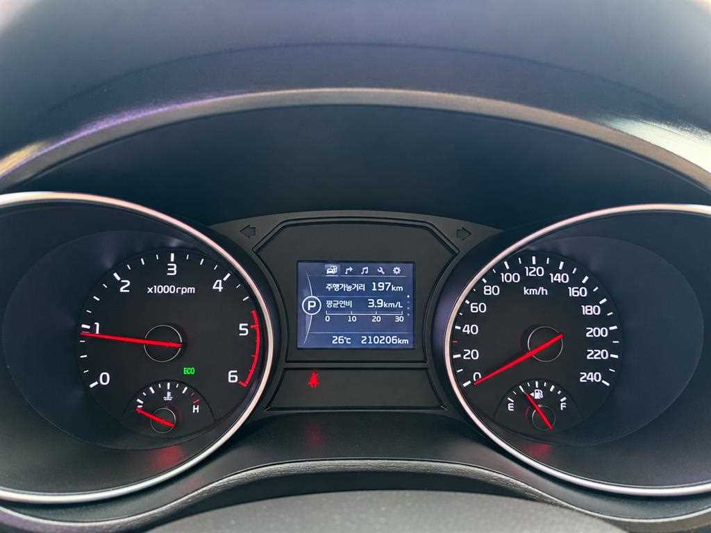 Kia Carnival — photo 06