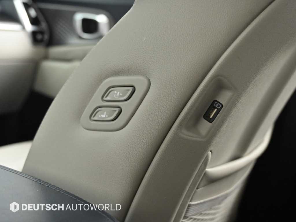 Kia Sorento — photo 19