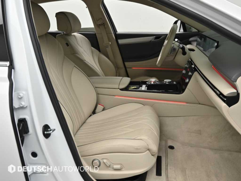 Genesis G80 — photo 10
