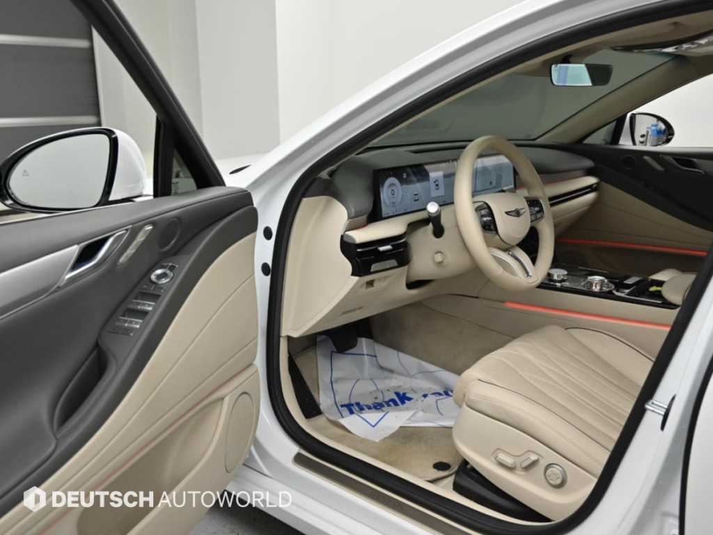 Genesis G80 — photo 11