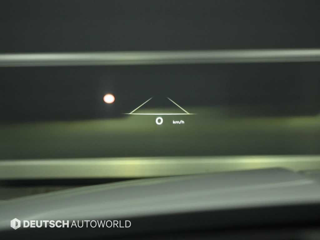 Genesis G80 — photo 17