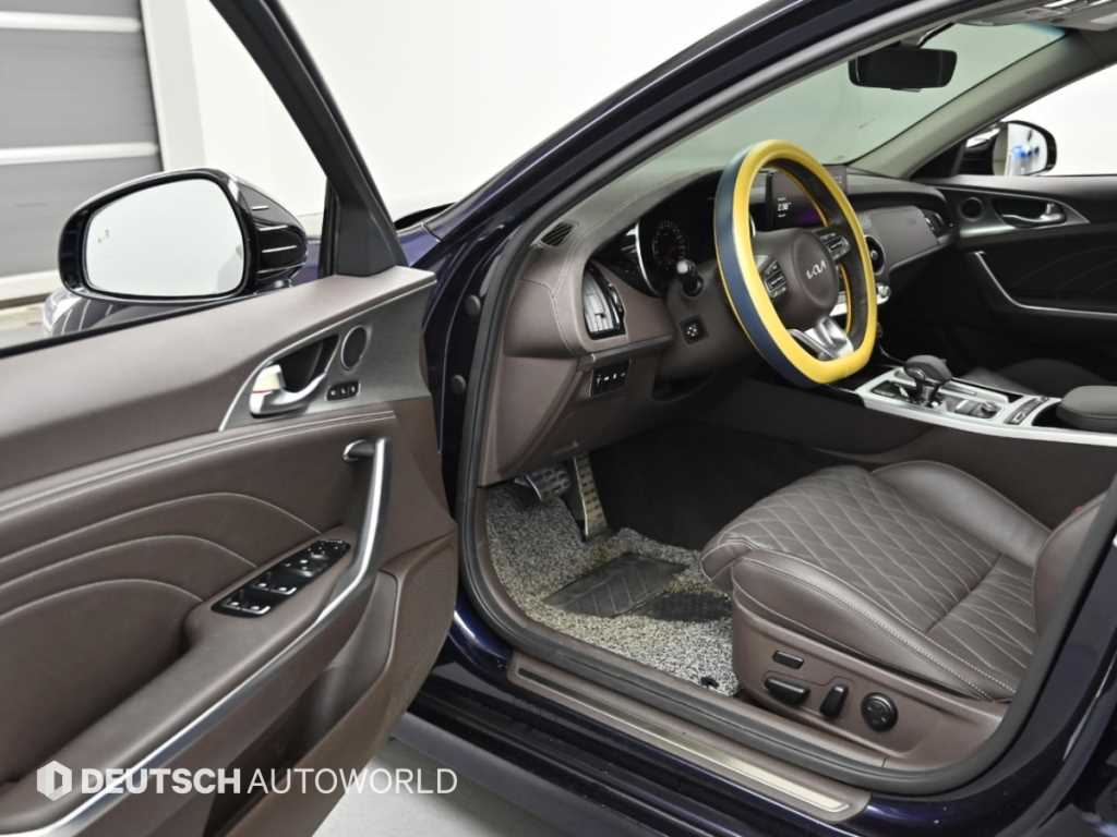 Kia Stinger — photo 10
