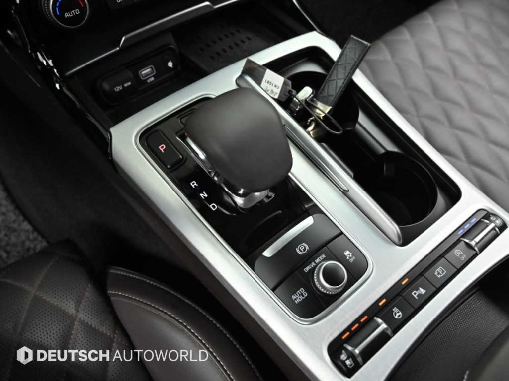 Kia Stinger — photo 18