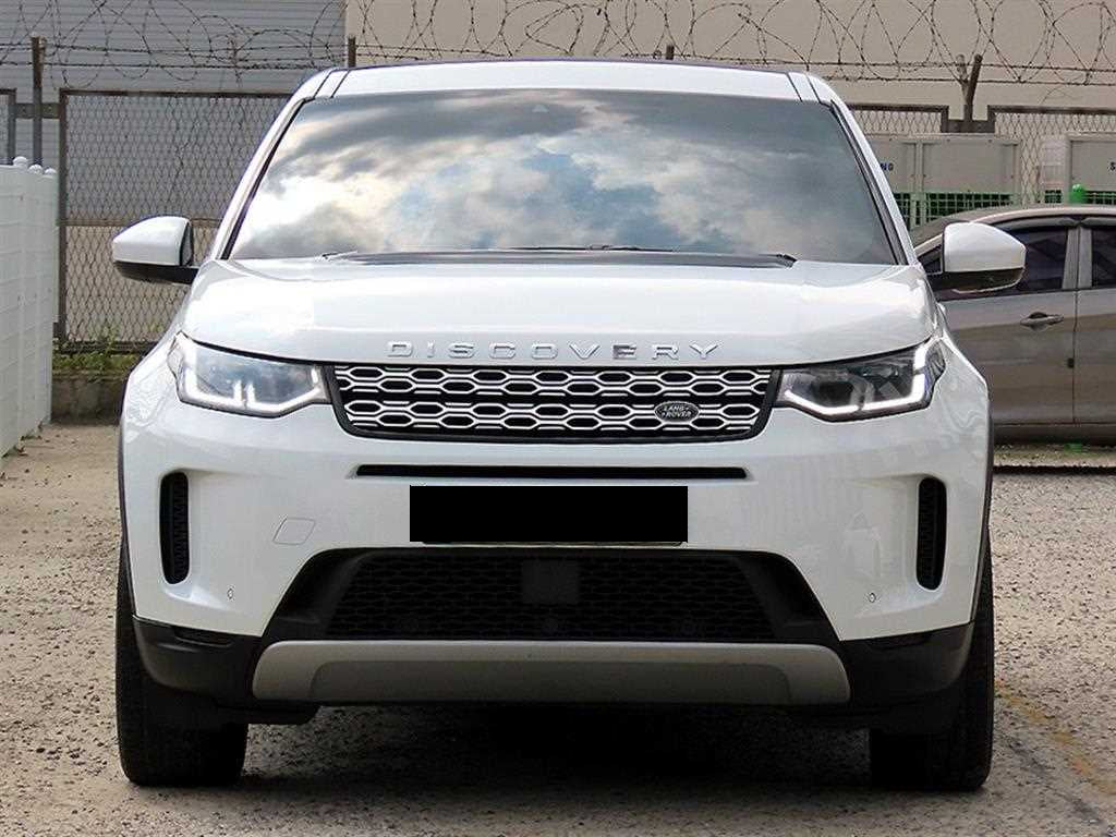 Land Rover Discovery Sport — photo 01