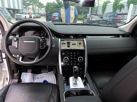 Land Rover Discovery Sport — photo 07