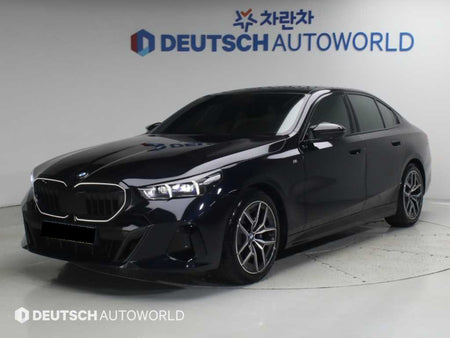 BMW 5-Series — photo 01