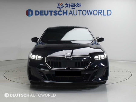 BMW 5-Series — photo 03