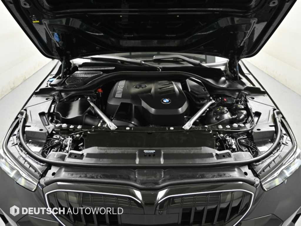 BMW 5-Series — photo 06