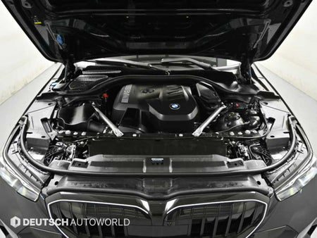BMW 5-Series — photo 06