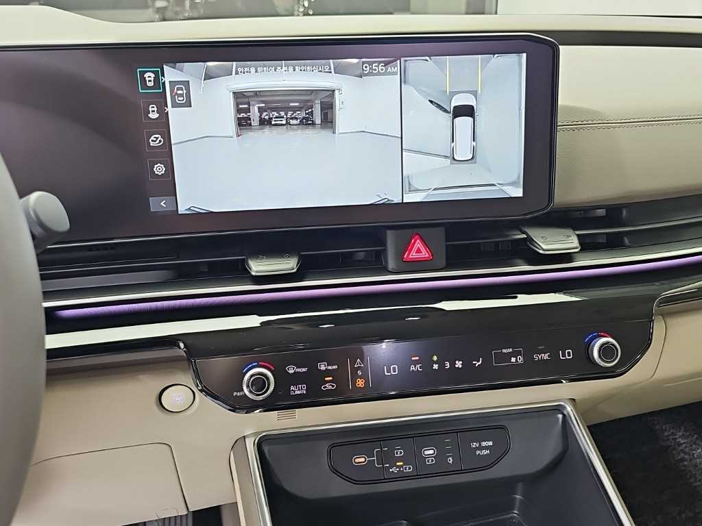 Kia Carnival — photo 10