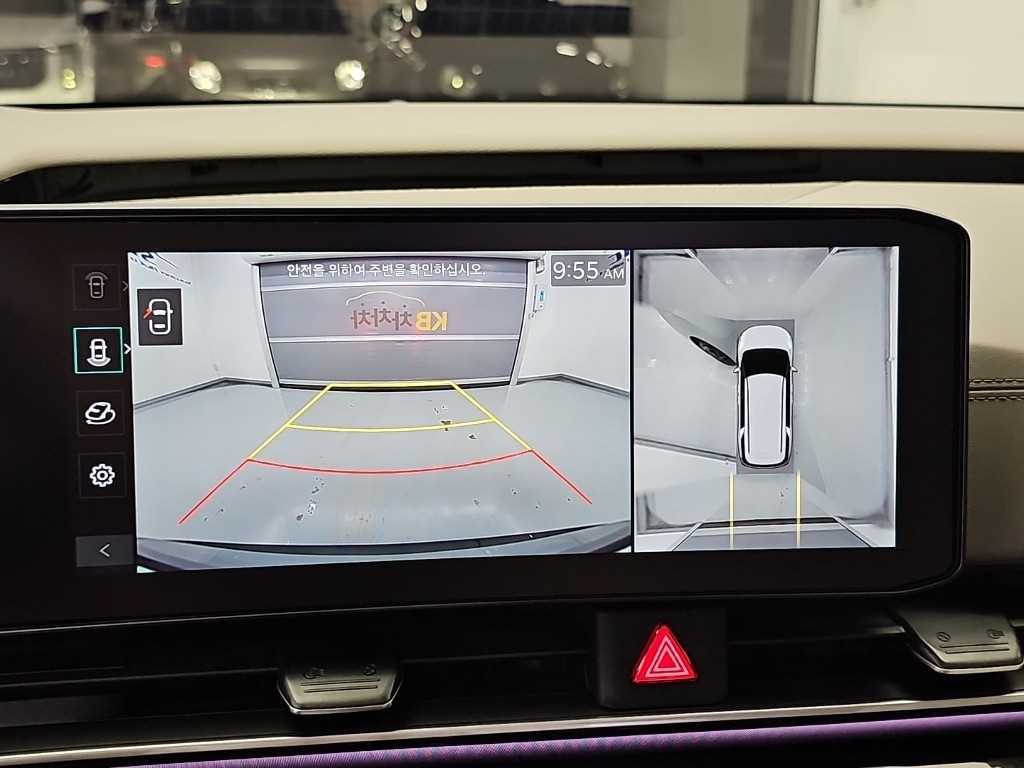 Kia Carnival — photo 16