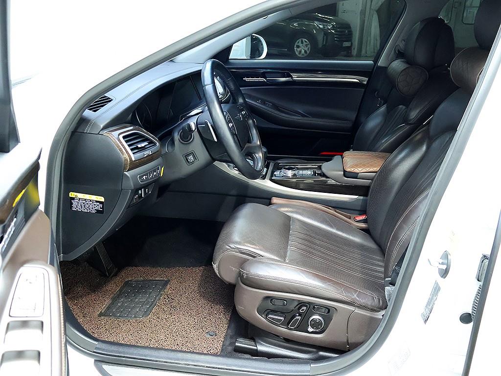 Genesis EQ900 — photo 11